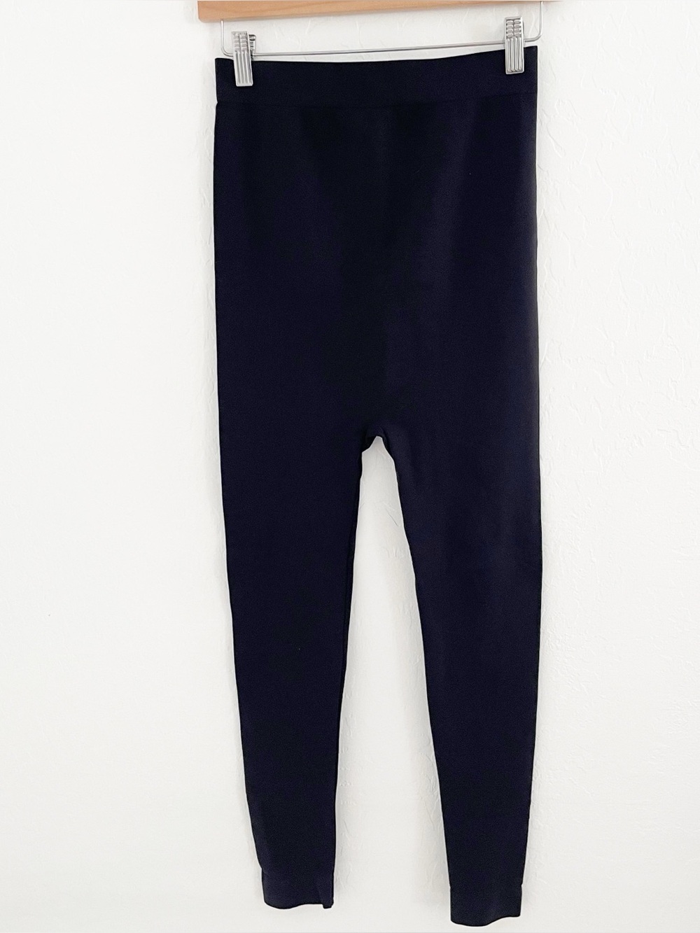 Isabel maternity over belly seamless leggings size m/L